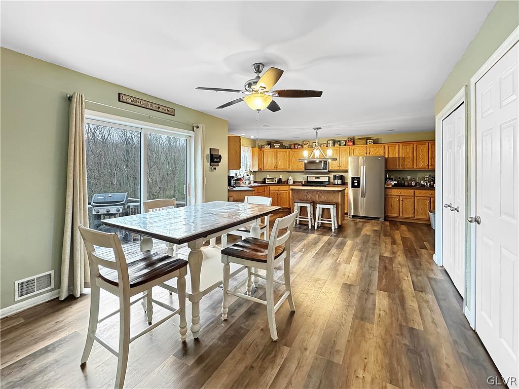 591 Poplar Creek Road Effort, PA 18330 - Photo 10 of 34 Gallery Image 10