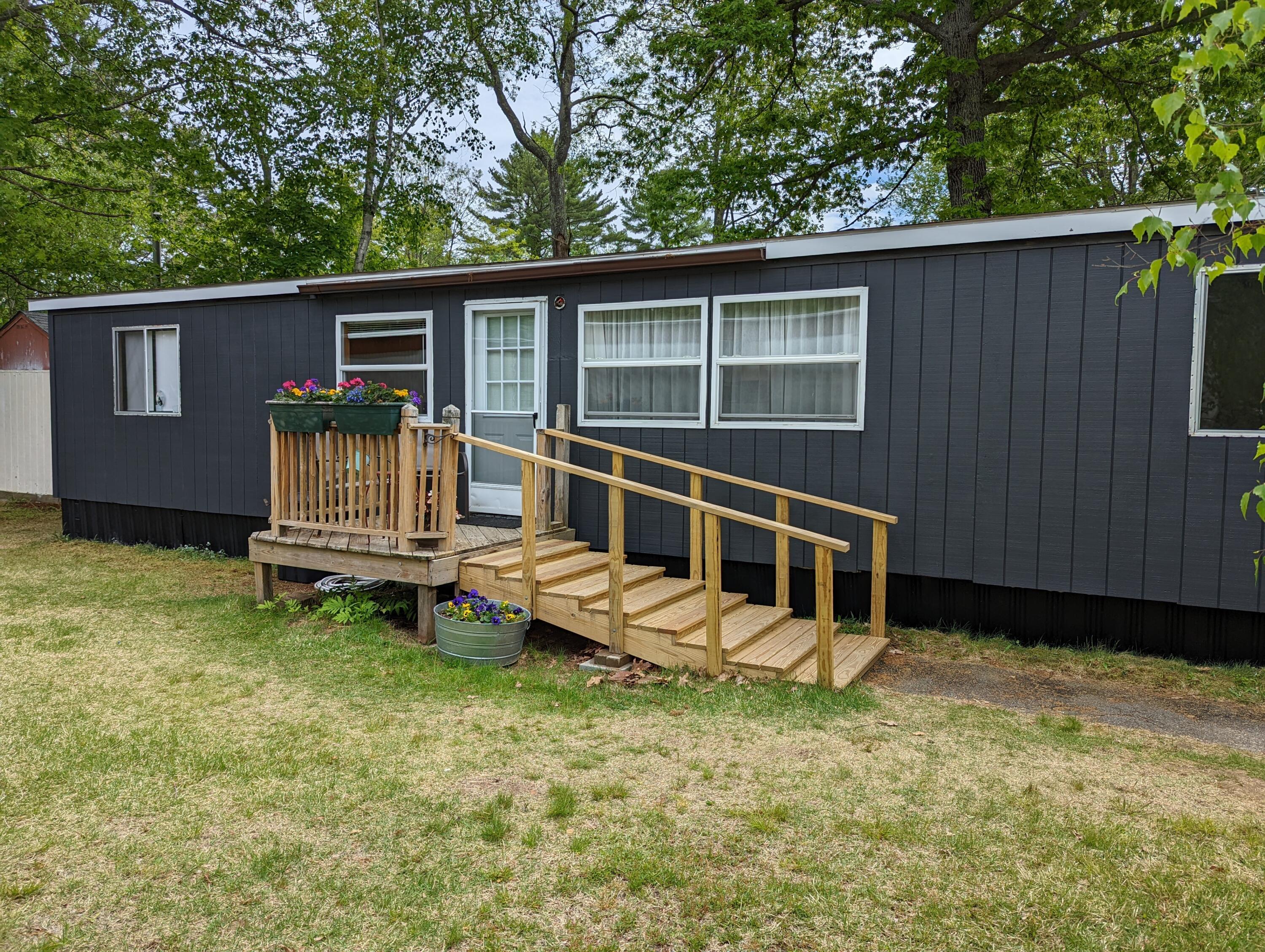 78 Caincrest Road York, ME 03909 - Photo 3 of 26 PXL_20220528_171743598.NIGHT