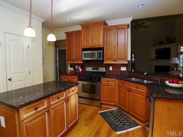 3103 Ringland Road Raleigh, NC 27613 - Photo 5 of 12