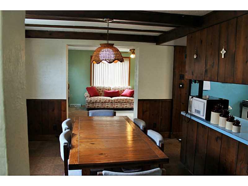 14 Leon Road Green Tree, PA 15220 - Photo 6 of 20 Dining Room.