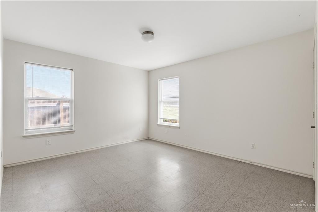3001 Rutgers Avenue McAllen, TX 78504 - Photo 12 of 17