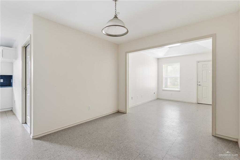 3001 Rutgers Avenue McAllen, TX 78504 - Photo 3 of 17