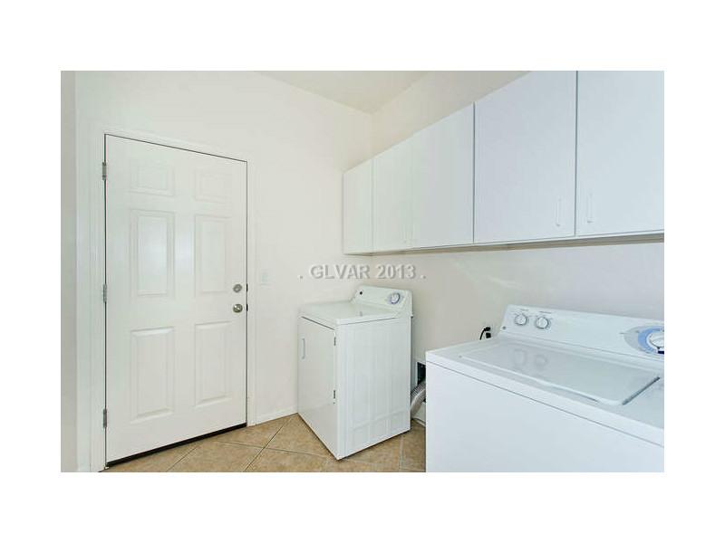 2624 Rue Toulouse Avenue Henderson, NV 89044 - Photo 15 of 26 Property Photo. Laundry