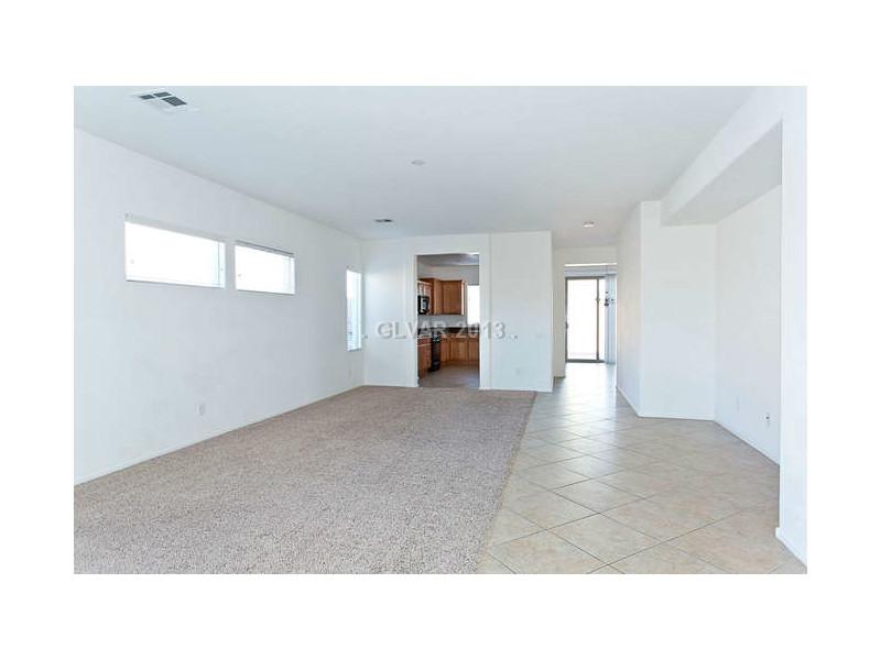 2624 Rue Toulouse Avenue Henderson, NV 89044 - Photo 19 of 26 Property Photo. Living Room