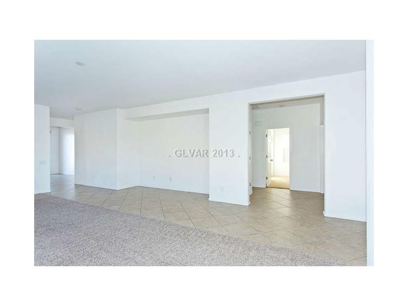2624 Rue Toulouse Avenue Henderson, NV 89044 - Photo 20 of 26 Property Photo. Living Room