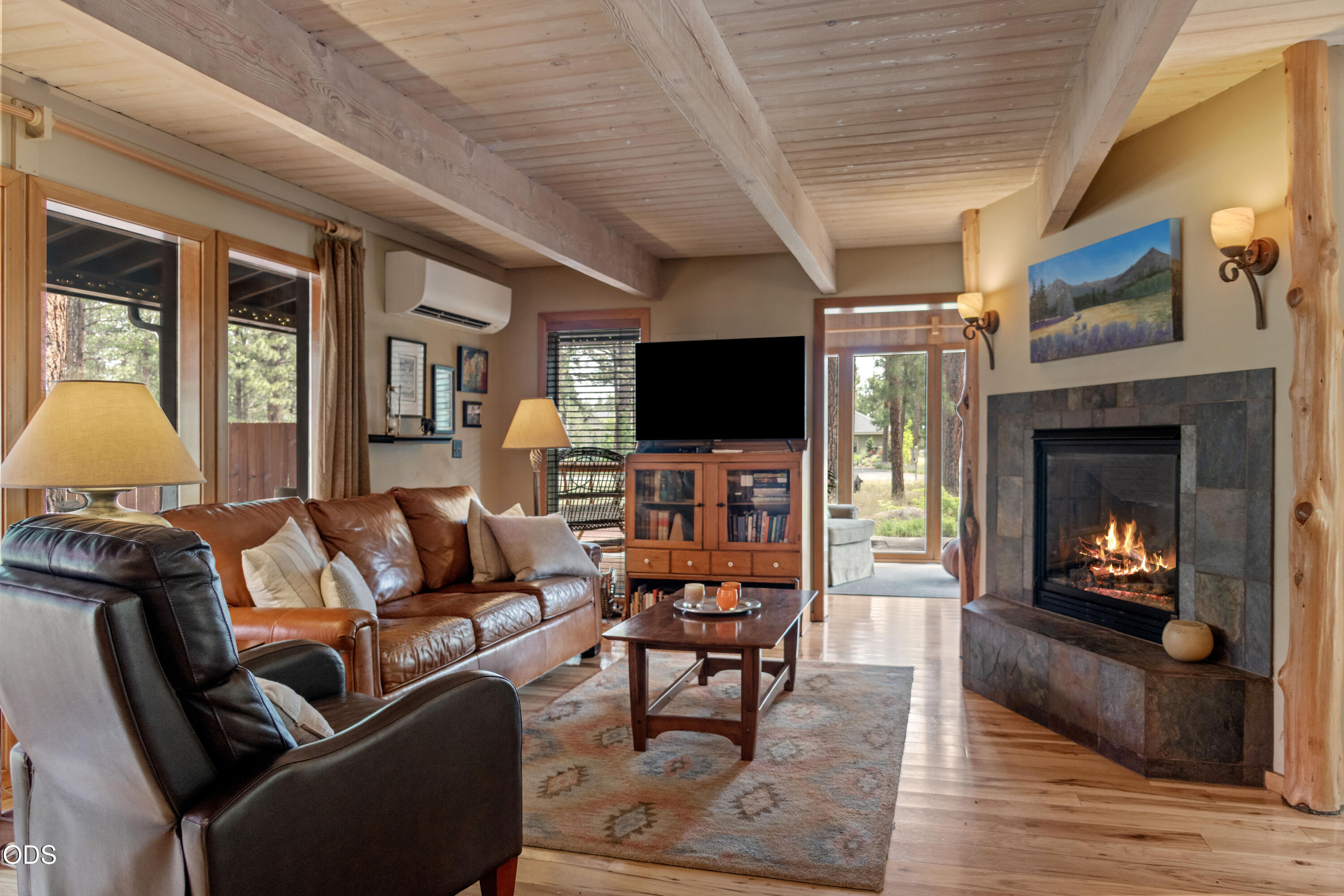 69741 Old Wagon Road Sisters, OR 97759 - Photo 10 of 56
