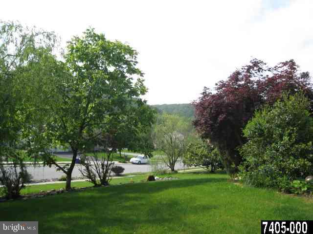 185 Coventry Cross Road Mount Wolf, PA 17347 - Photo 15 of 18 Gallery Image 15