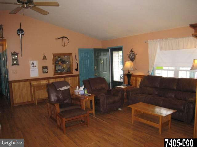 185 Coventry Cross Road Mount Wolf, PA 17347 - Photo 3 of 18 Gallery Image 3