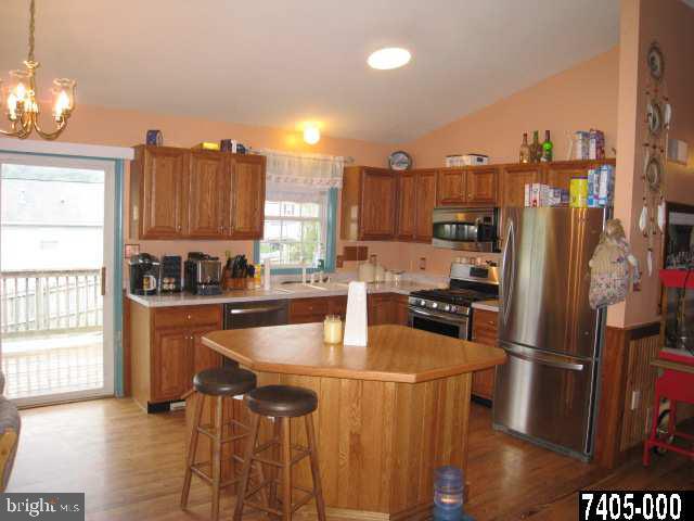 185 Coventry Cross Road Mount Wolf, PA 17347 - Photo 4 of 18 Gallery Image 4