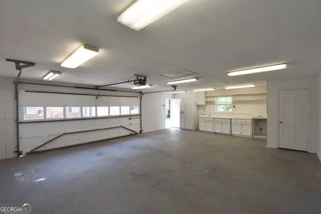 $2,990 | 98 Woodvalley Drive, Fayetteville, GA 30215