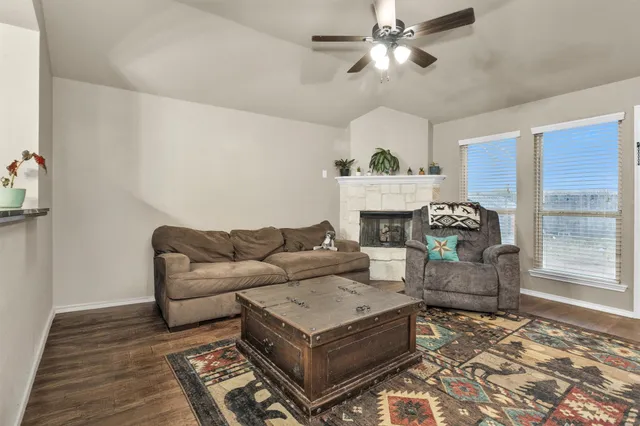 $220,000 | 820 Heritage Drive, Navasota, TX 77868