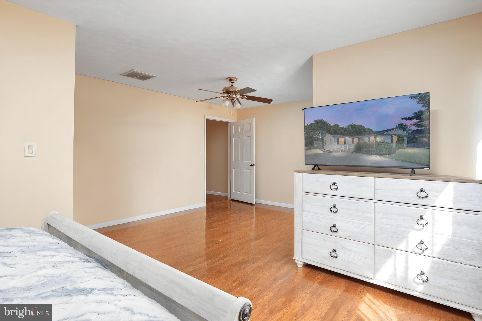 1839 Harbor Drive Chester, MD 21619 - Photo 18 of 23 a view of a dresser with mirror