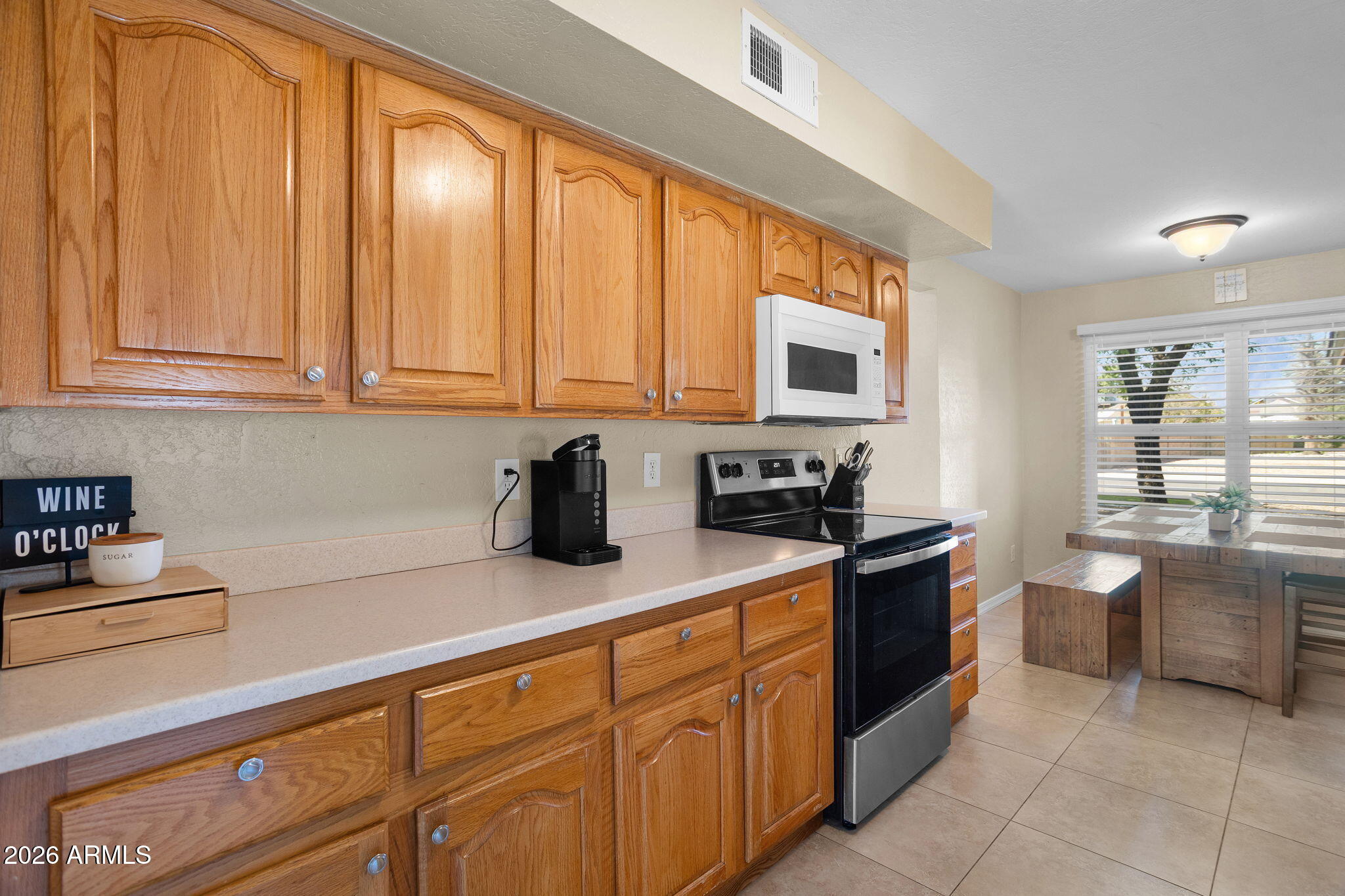 2439 West Kathleen Road Phoenix, AZ 85023 - Photo 11 of 24 2439 W Kathleen