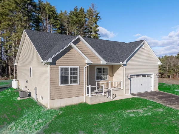 $649,900 | 31 High Blf Road, Belchertown, MA 01007