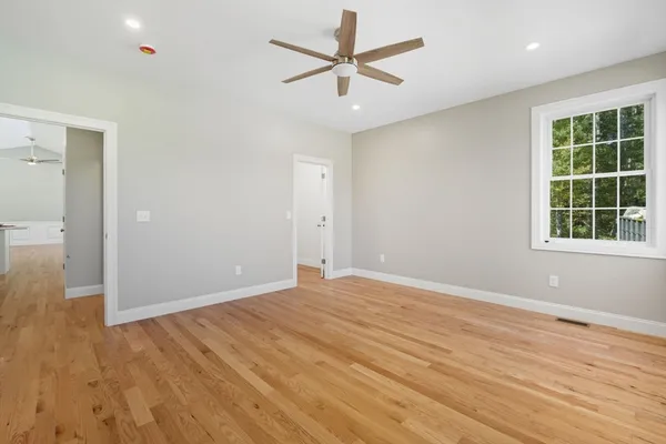 $649,900 | 31 High Blf Road, Belchertown, MA 01007