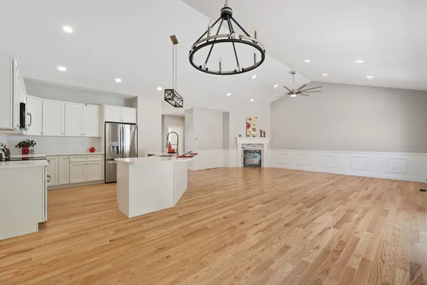 $649,900 | 31 High Blf Road, Belchertown, MA 01007