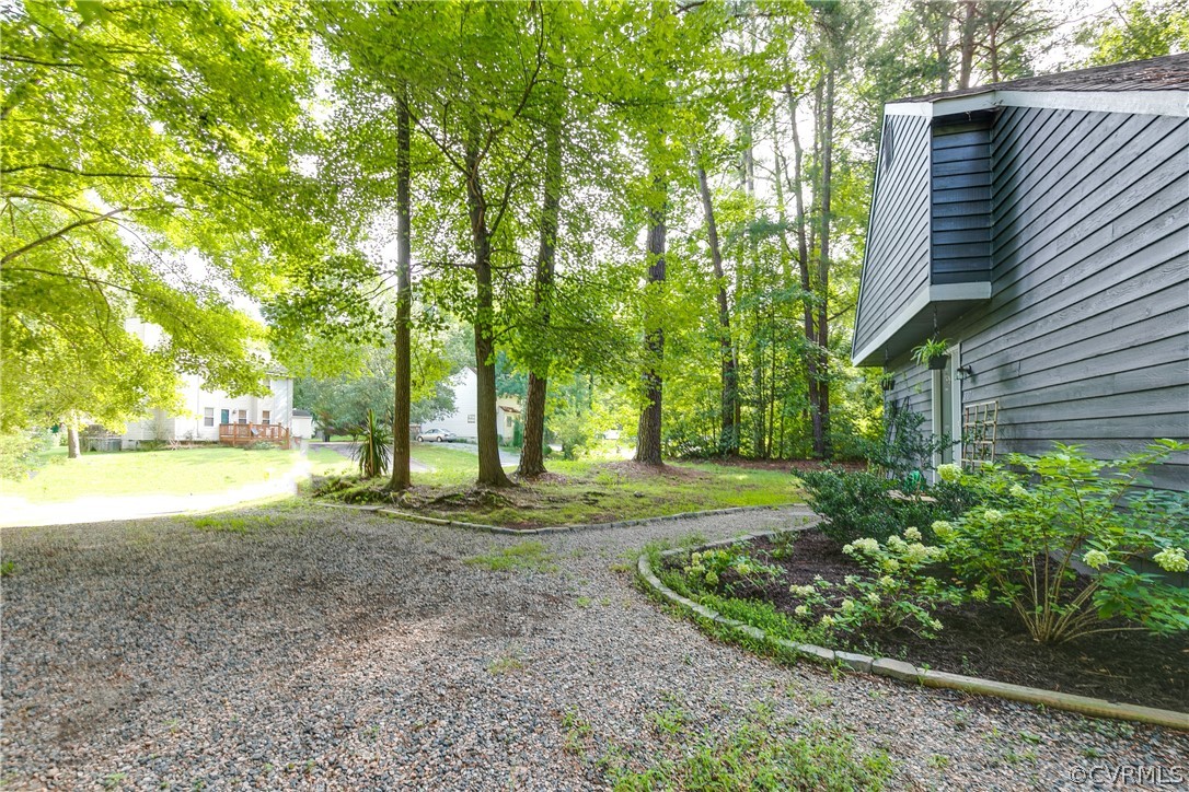 8507 Hann Road North Chesterfield, VA 23236 - Photo 5 of 50 Gallery Image 5