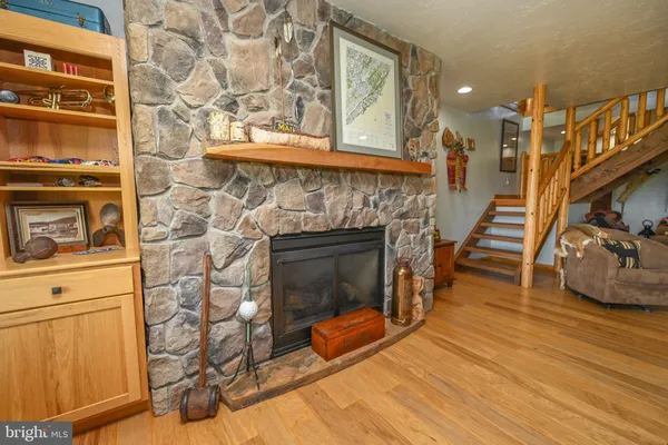 $1,300,000 | 2325 Accident Friendsville Road, Accident, MD 21520