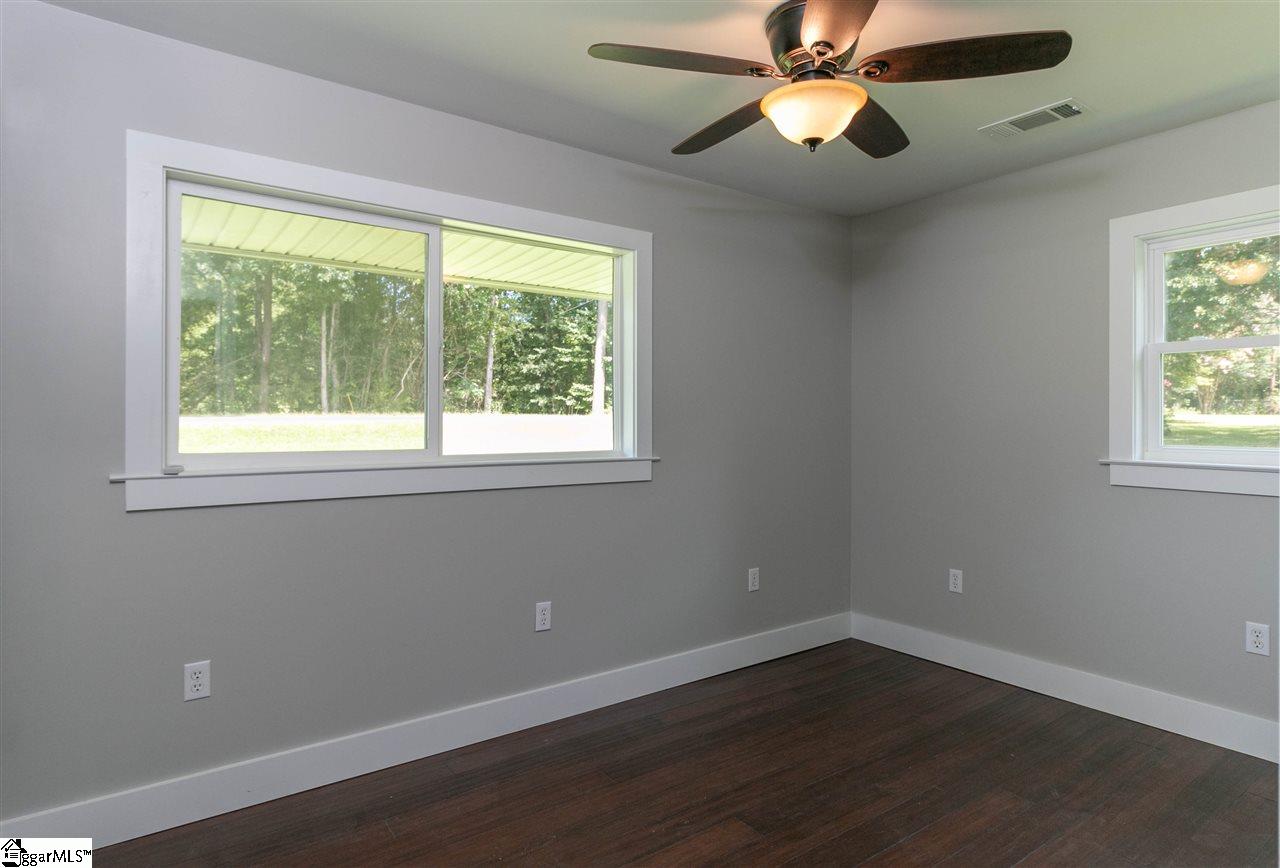 3160 State Rd S-30-309 Laurens, SC 29360 - Photo 11 of 18 Gallery Image 11