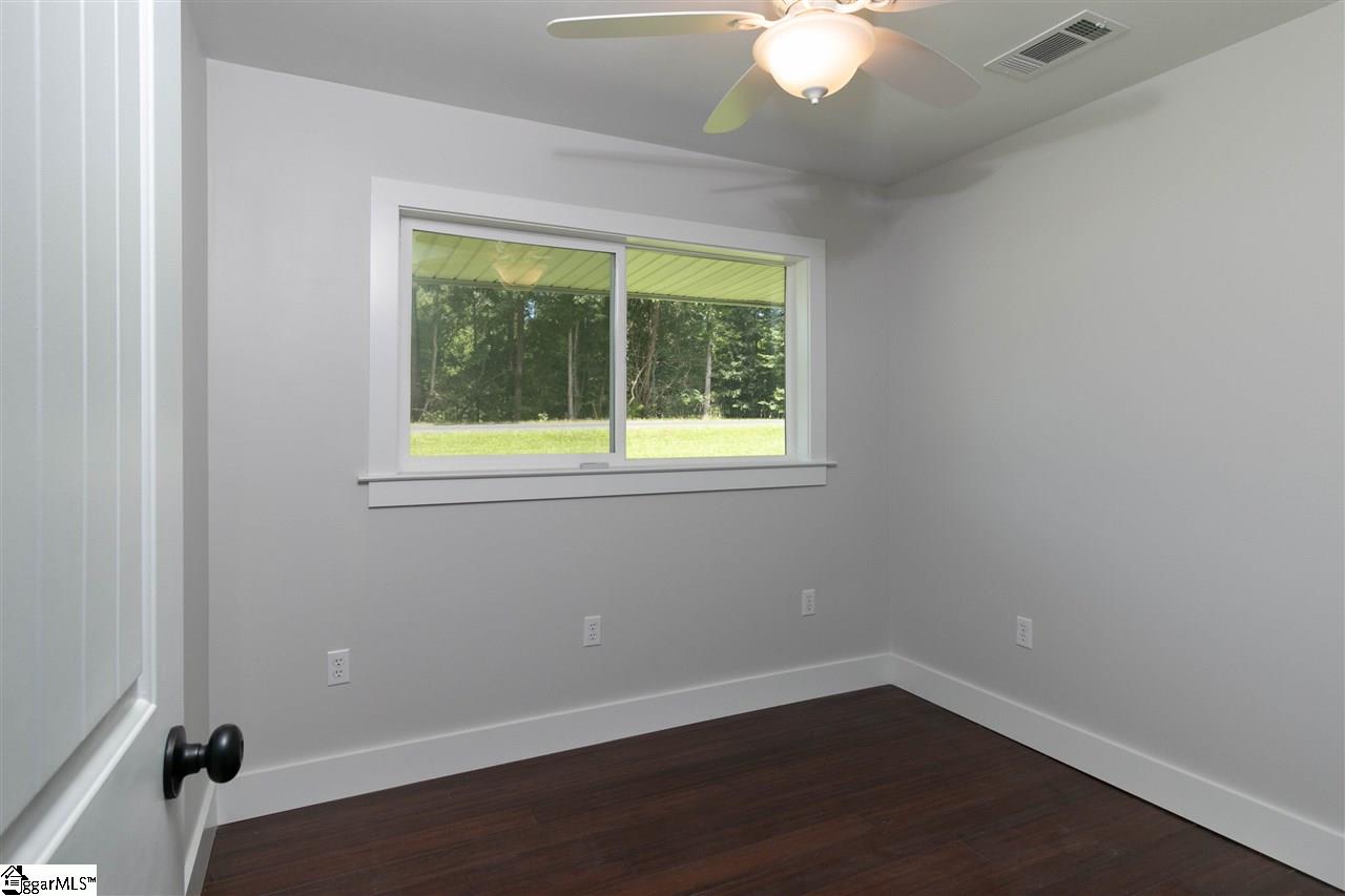 3160 State Rd S-30-309 Laurens, SC 29360 - Photo 9 of 18 Gallery Image 9