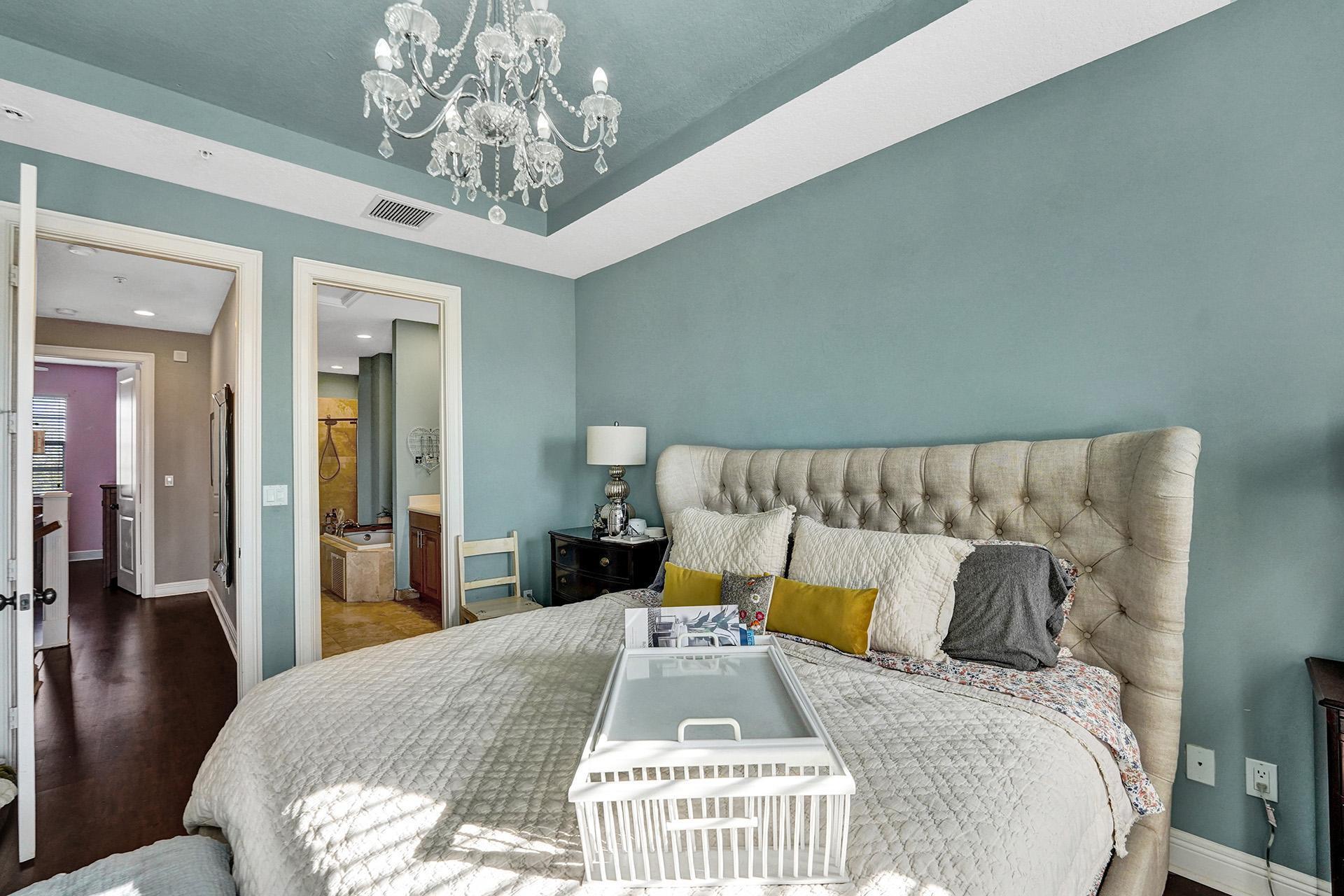 7654 Via Flores Way Boca Raton, FL 33487 - Photo 22 of 32 DSC06560