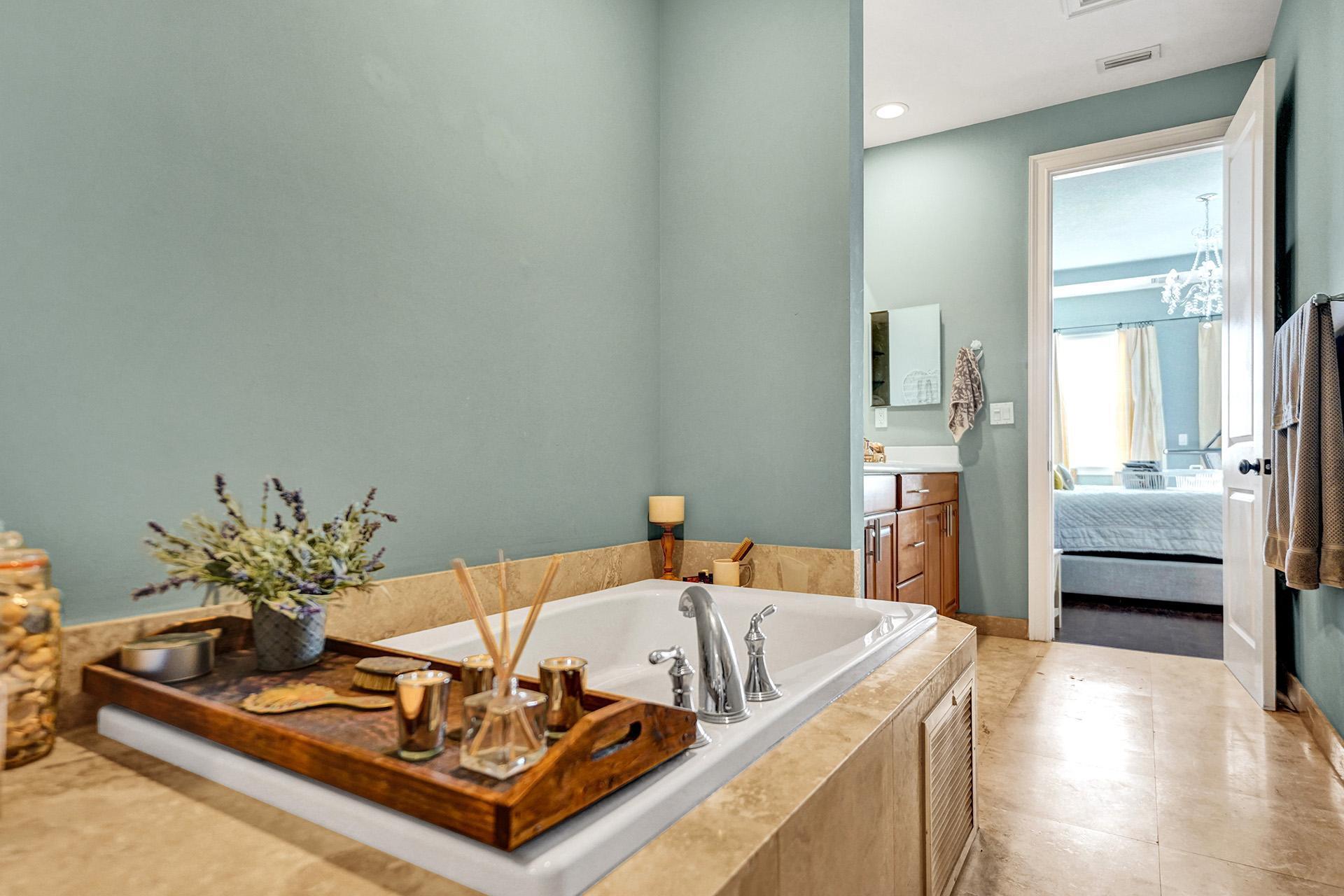 7654 Via Flores Way Boca Raton, FL 33487 - Photo 26 of 32 DSC06572