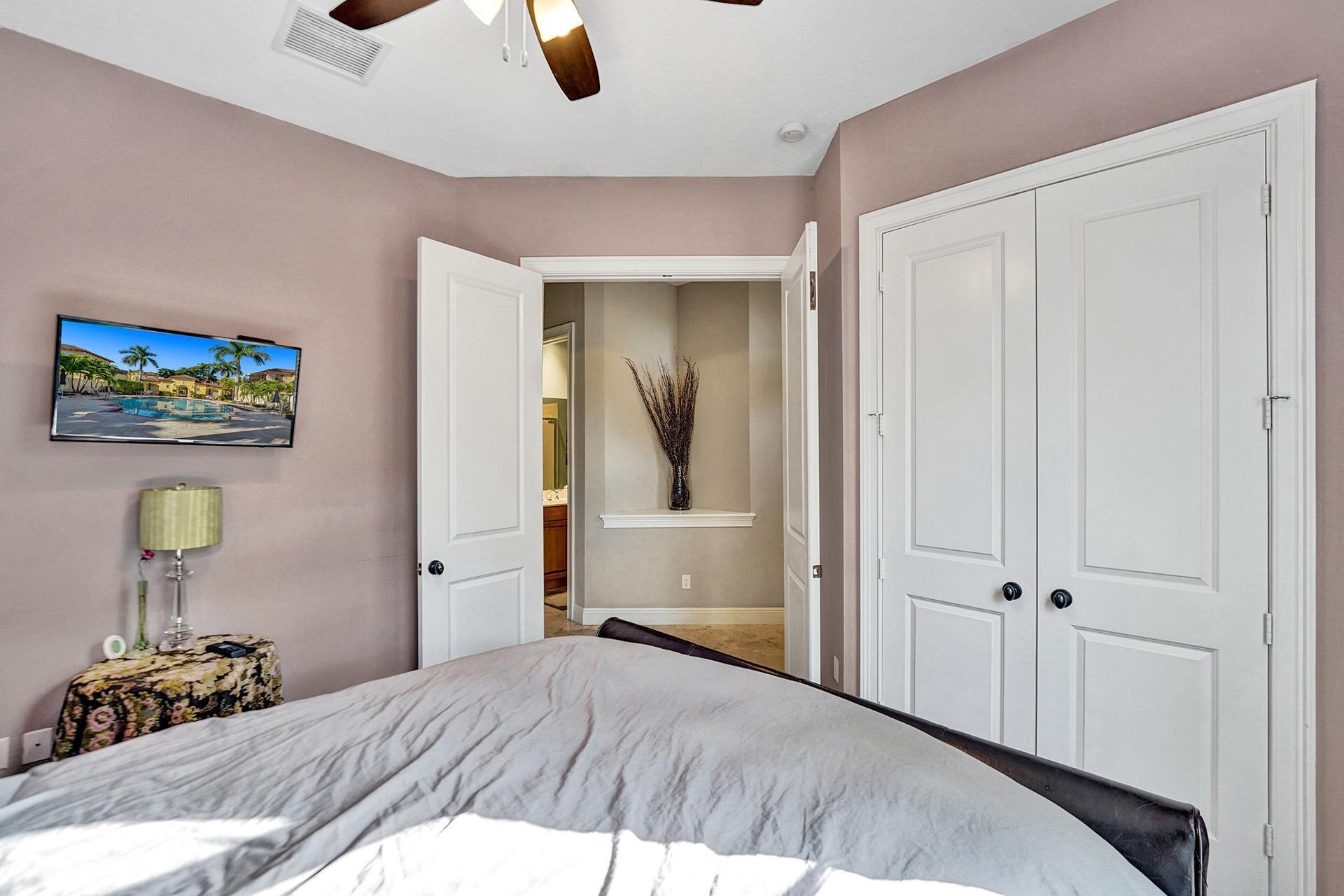 7654 Via Flores Way Boca Raton, FL 33487 - Photo 8 of 32 DSC06500