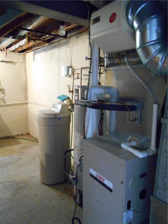 652 Filmore Road Pittsburgh, PA 15221 - Photo 24 of 24 Appliances also located in the laundry room/basement.