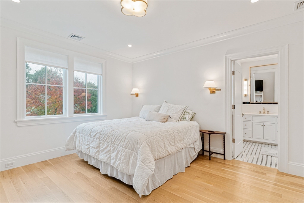 34 Morton Road Newton, MA 02459 - Photo 13 of 40