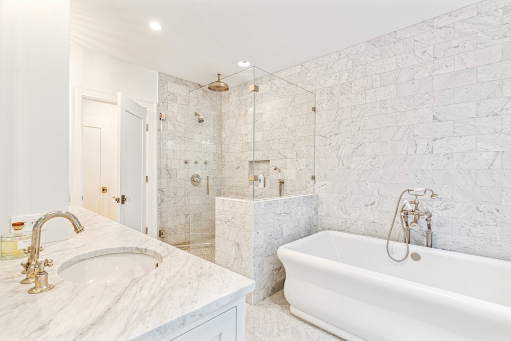 34 Morton Road Newton, MA 02459 - Photo 23 of 40