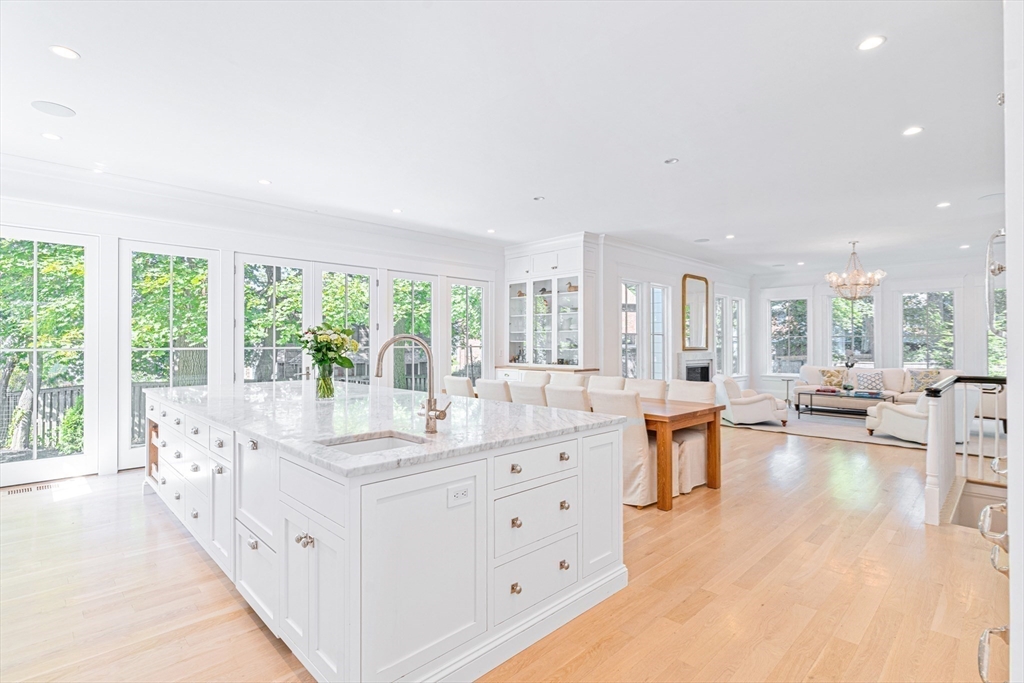 34 Morton Road Newton, MA 02459 - Photo 6 of 40