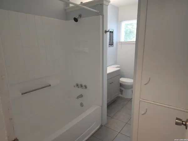 $1,425 | 5619 Stonybrook Drive, San Antonio, TX 78242