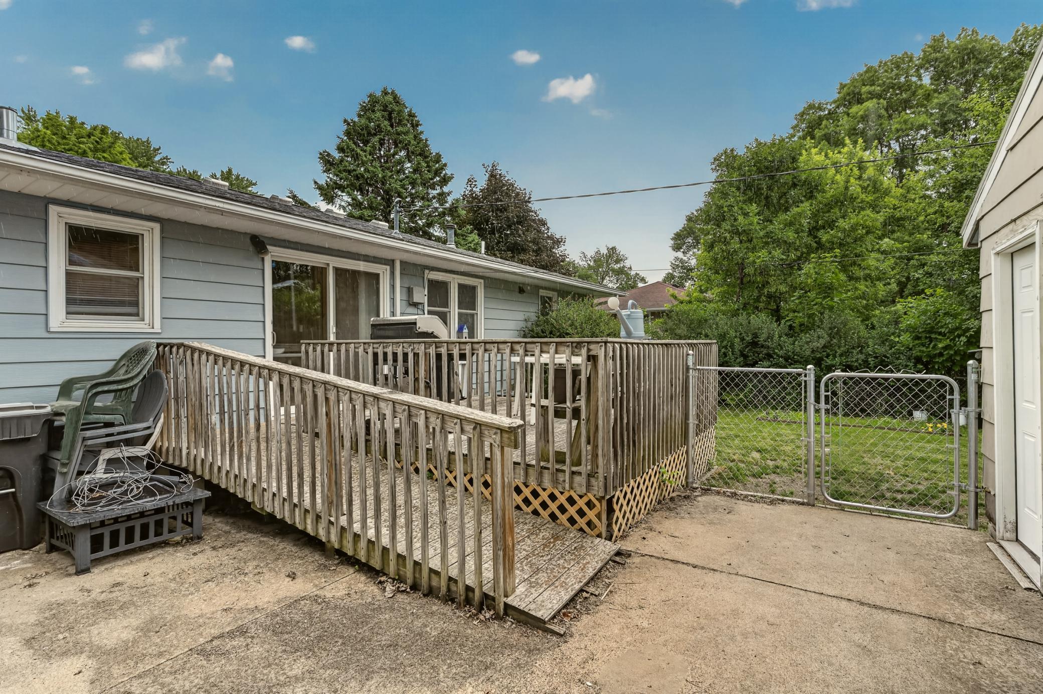 2412 25th Street Northwest Rochester, MN 55901 - Photo 23 of 25