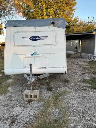 $1,100 | 305 7th Street, Rosenberg, TX 77471