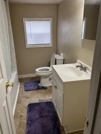 $1,100 | 305 7th Street, Rosenberg, TX 77471