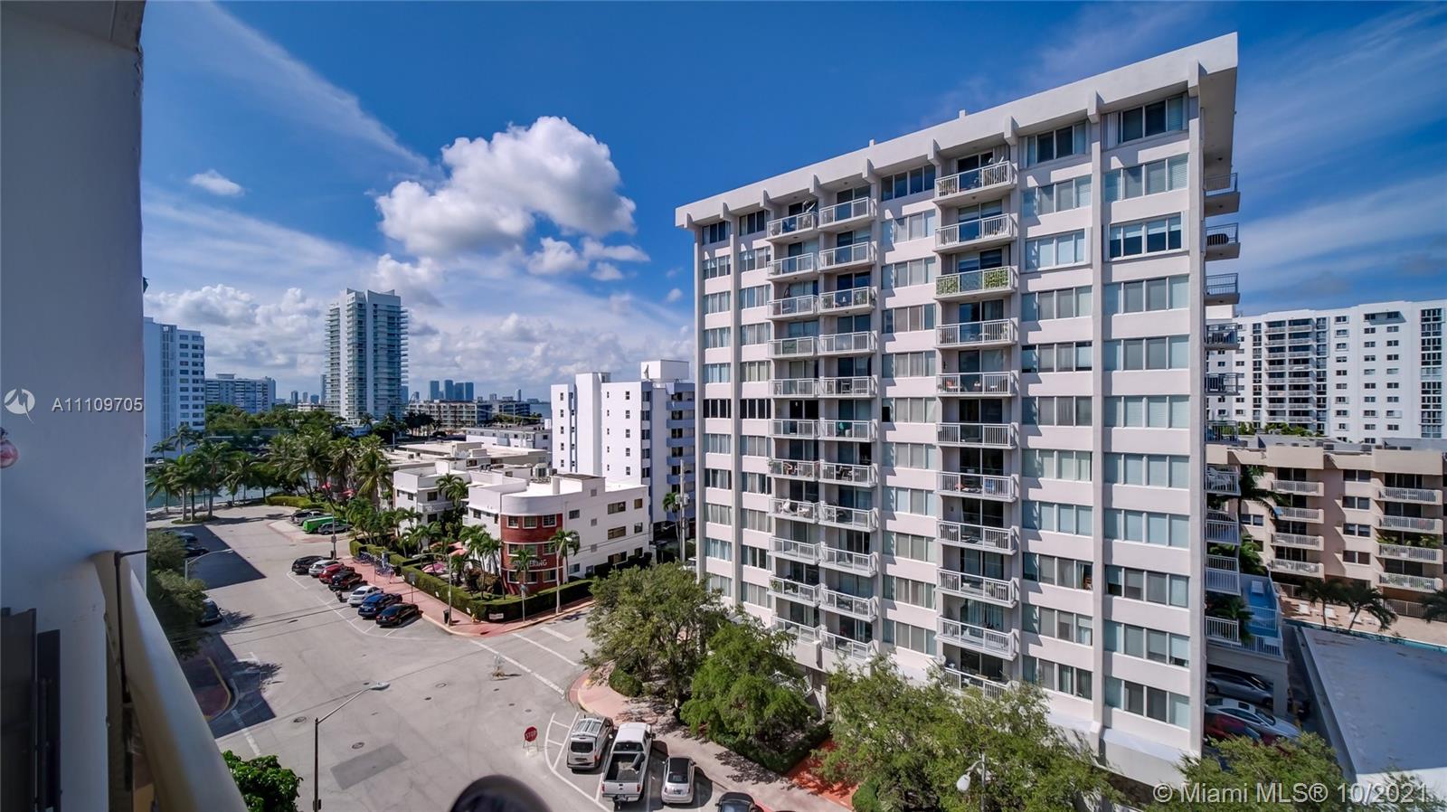 1340 Lincoln Road, Unit 806 Miami Beach, FL 33139 - Photo 22 of 48 a view of a building