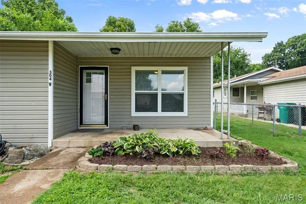 $190,000 | 304 East 3rd Street, Pevely, MO 63070