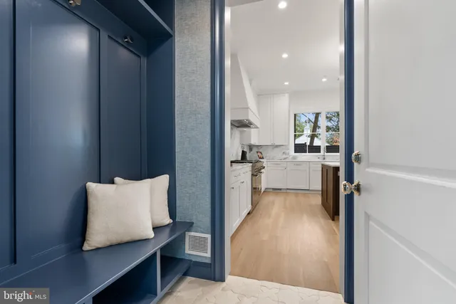 view of living room with furniture and wooden floor