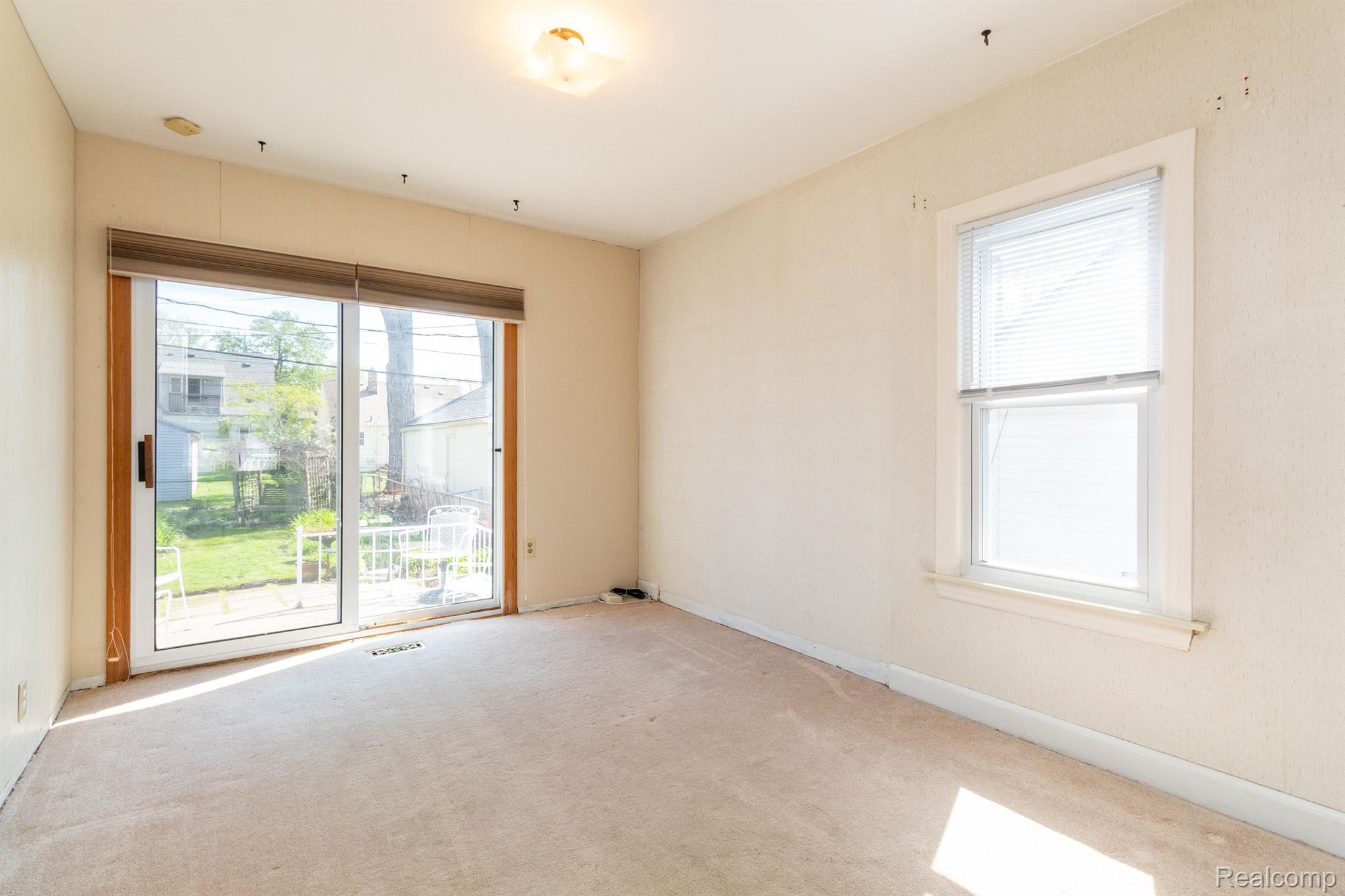971 Harvard Road Berkley, MI 48072 - Photo 18 of 43 Gallery Image 18