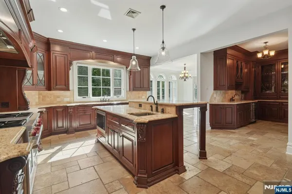 $5,550,000 | 144 Truman Drive, Cresskill, NJ 07626