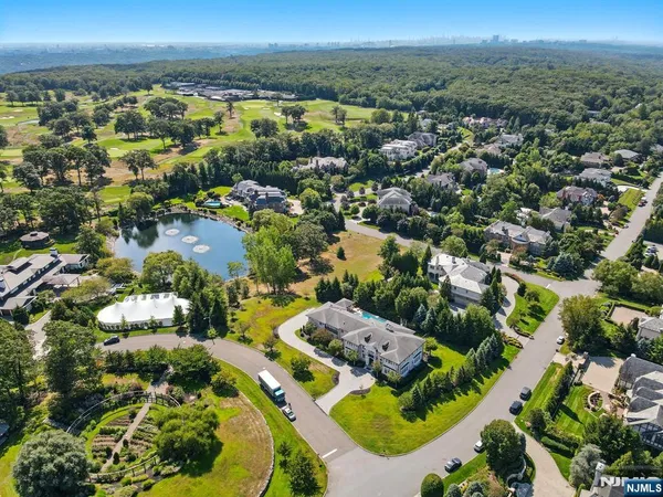 $5,550,000 | 144 Truman Drive, Cresskill, NJ 07626