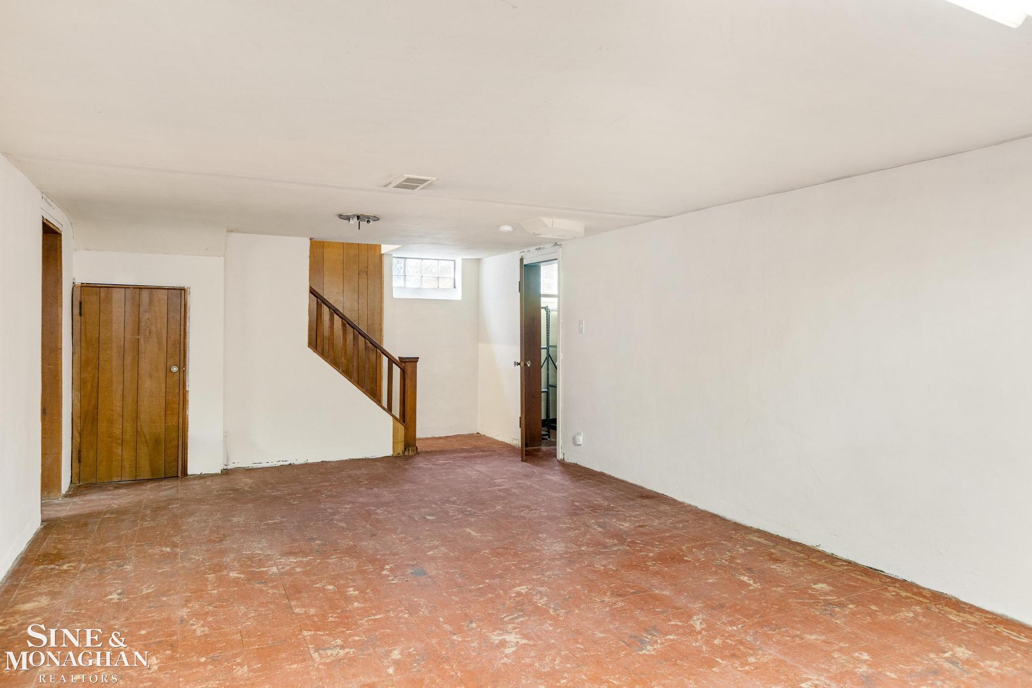 943 Washington Road Grosse Pointe, MI 48230 - Photo 17 of 41