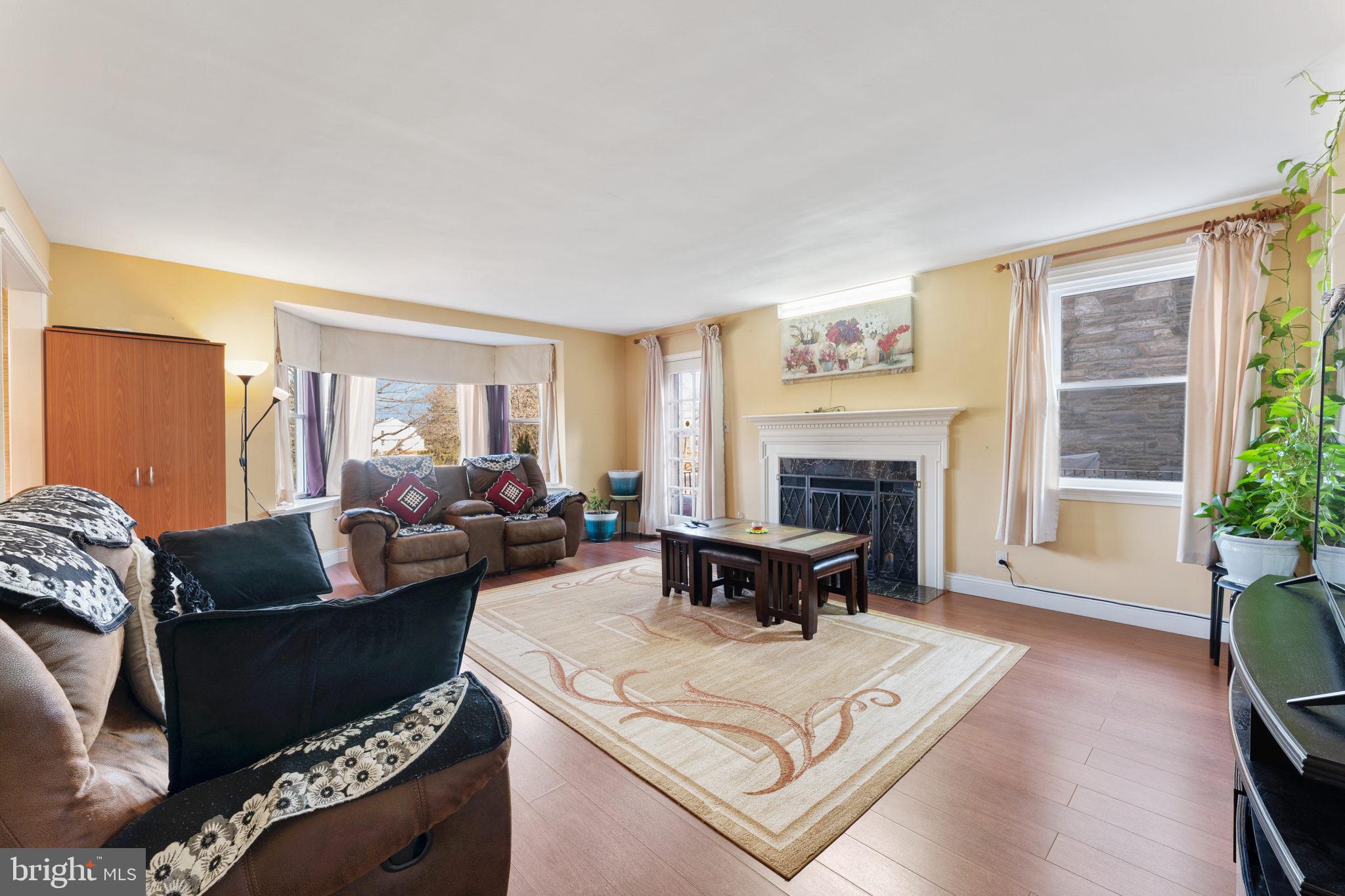 1117 Ashbourne Road Cheltenham, PA 19012 - Photo 5 of 30