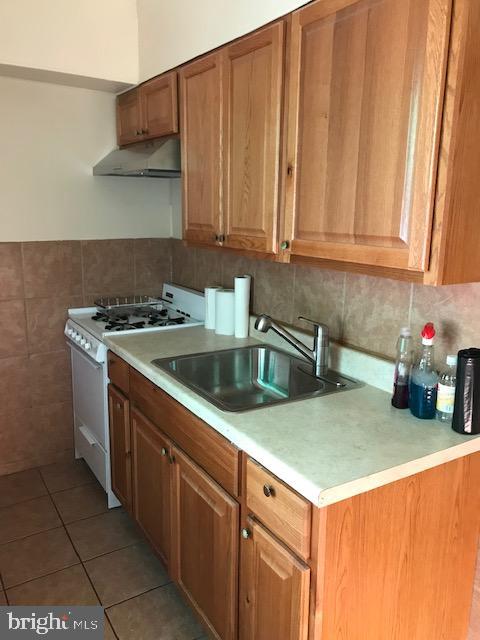 3175 Tilton Street Philadelphia, PA 19134 - Photo 6 of 28