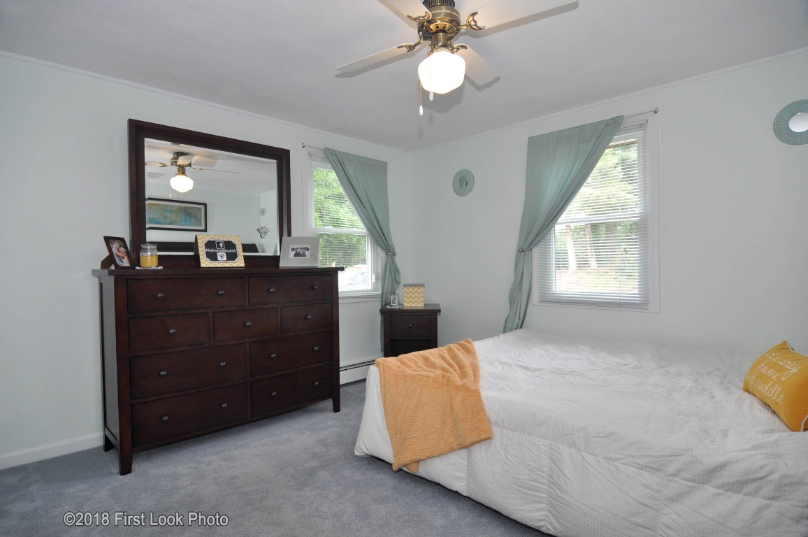 10 Hospital Road East Providence, RI 02915 - Photo 14 of 38 Gallery Image 14
