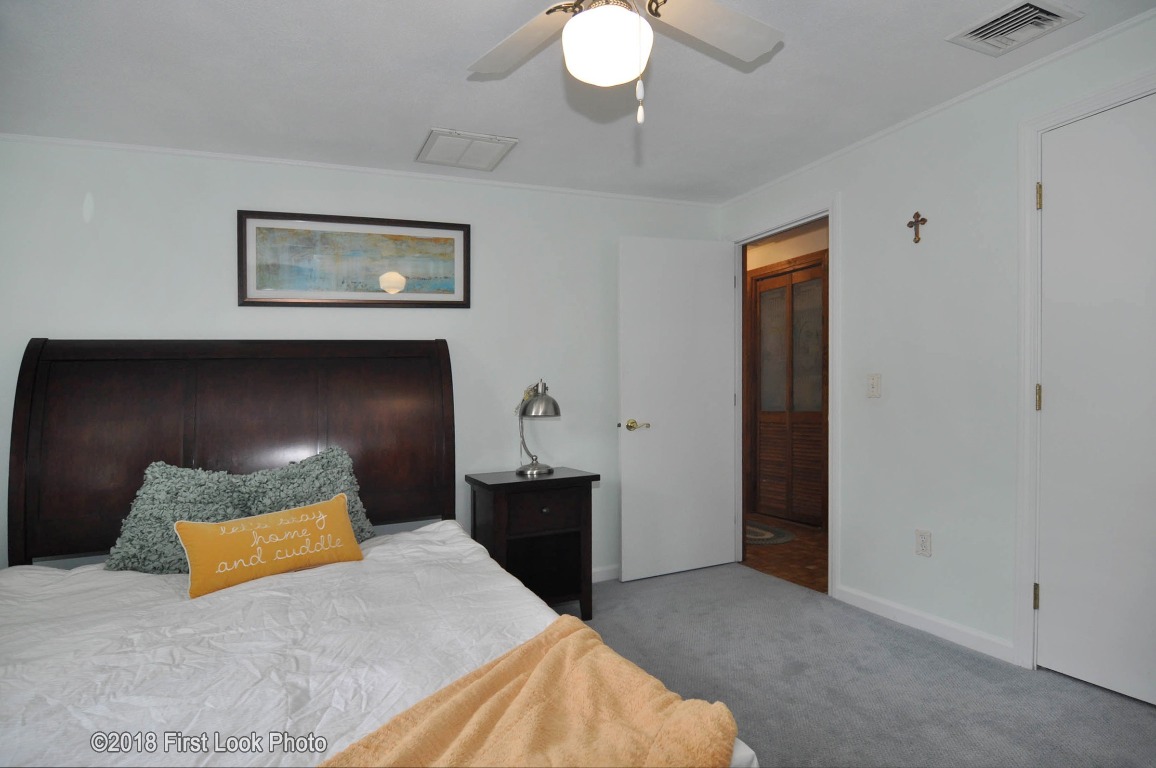 10 Hospital Road East Providence, RI 02915 - Photo 16 of 38 Gallery Image 16