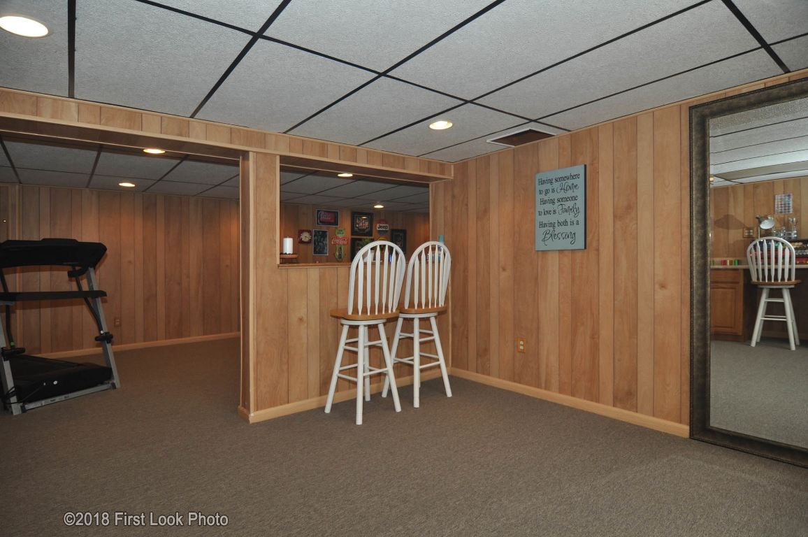 10 Hospital Road East Providence, RI 02915 - Photo 28 of 38 Gallery Image 28