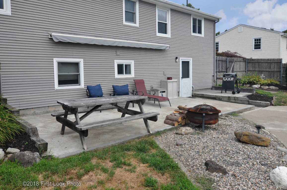 10 Hospital Road East Providence, RI 02915 - Photo 32 of 38 Gallery Image 32