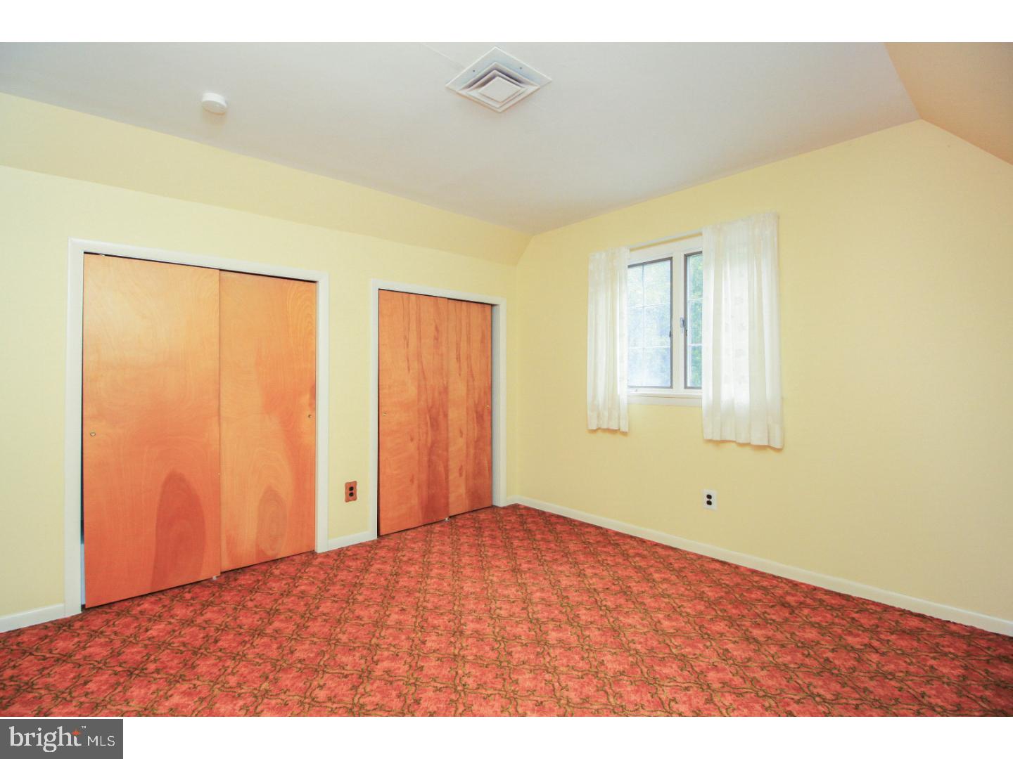50 Beagle Club Road Pilesgrove, NJ 08098 - Photo 16 of 25 Bedroom