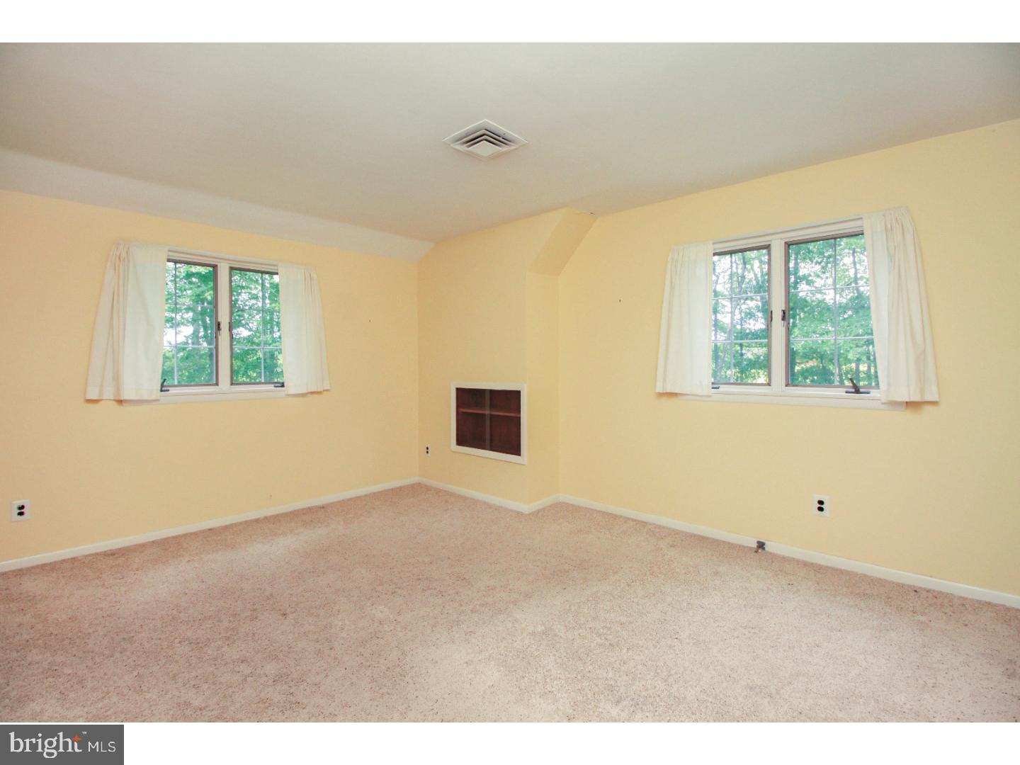 50 Beagle Club Road Pilesgrove, NJ 08098 - Photo 18 of 25 Bedroom